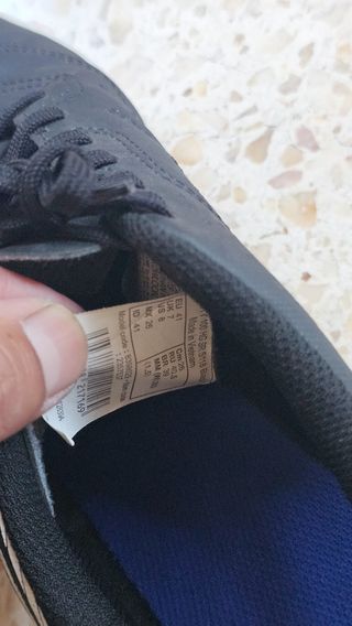 Zapatillas de fútbol negras