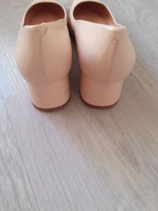 Bailarinas Betties piel tacón 4 cm nude nuevas