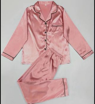 Pijama satinado rosa