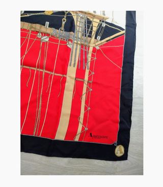 Foulard in seta Aquascutum con disegno nave