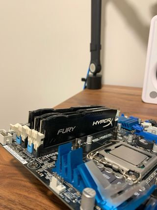 Placa Base ASUS P8Z77-M PRO Intel LGA 1155