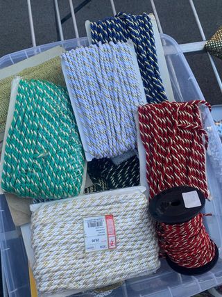 Passamaneria Cordoncino con filo dorato