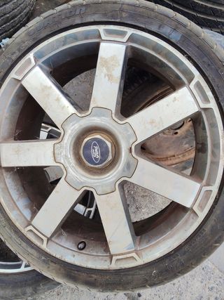 Llantas Ford
