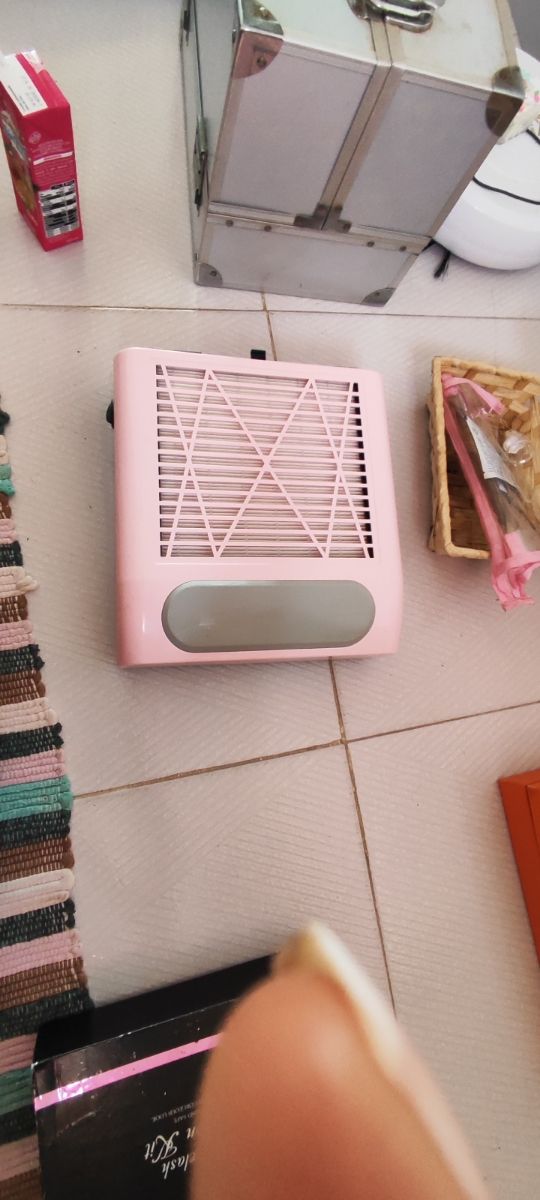 Lámpara UV SUN X5 Plus + Aspirador Uñas