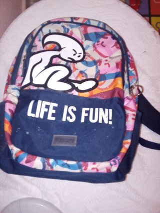 Mochila Life is Fun con dibujo