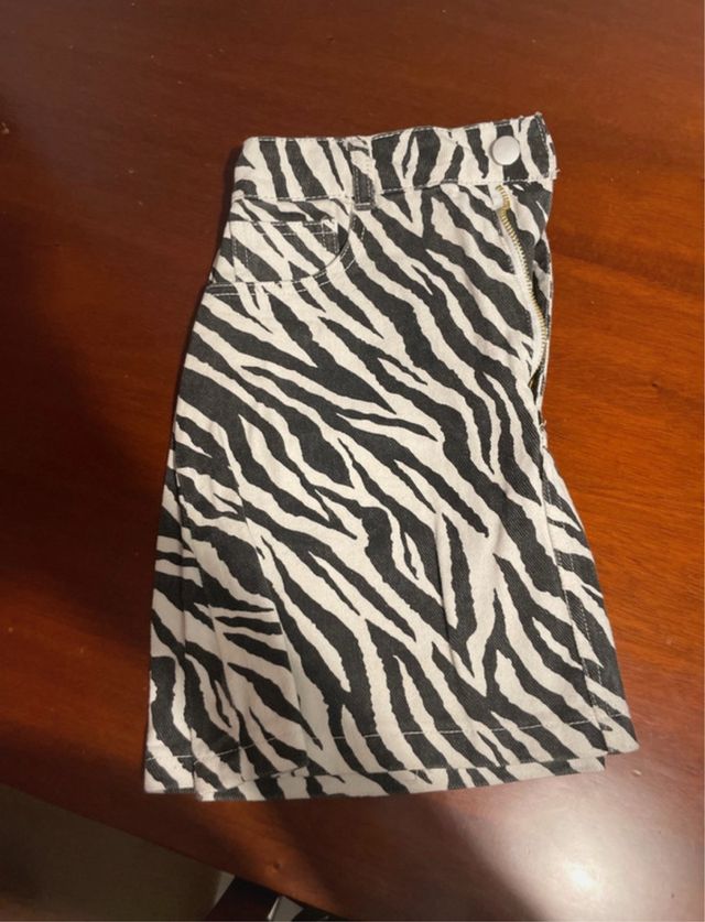 Falda vaquera estampado cebra