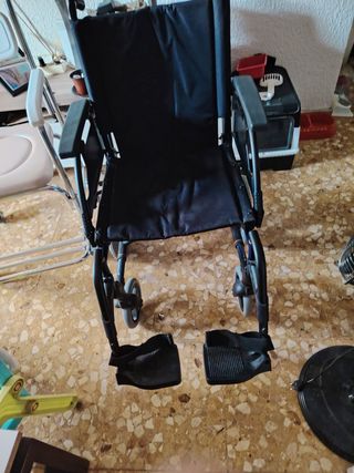 silla de ruedas como
nueva