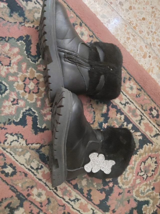 Botines niña talla 29 negros