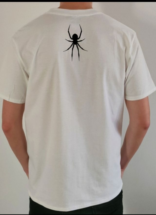 T-shirt bianca con ragno - Taglia S,M,L