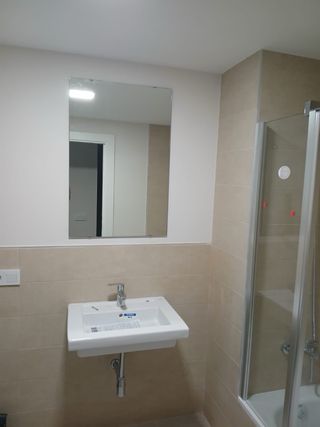 Conjunto lavabo + espejo 
