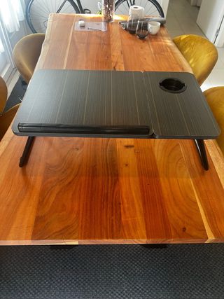 Mesa portátil para portátil y café reclinable