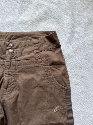 Bermuda Nike Marrone