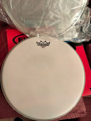 Parche Remo Ambassador Coated,12".