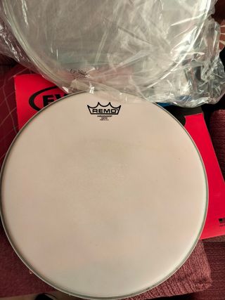 Parche Remo Ambassador Coated,12".