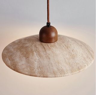 Lámpara de techo colgante de piedra y madera