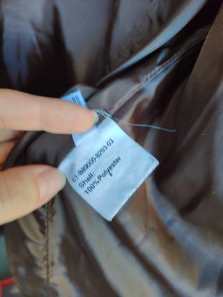 Cappotto trapuntato marrone con cappuccio