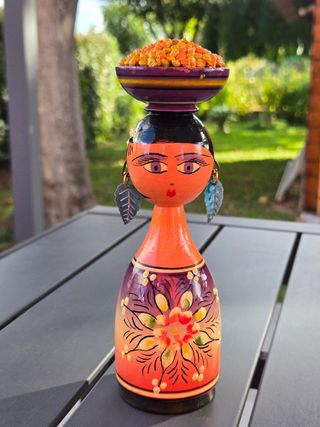 Statuetta donna Made in Cuba