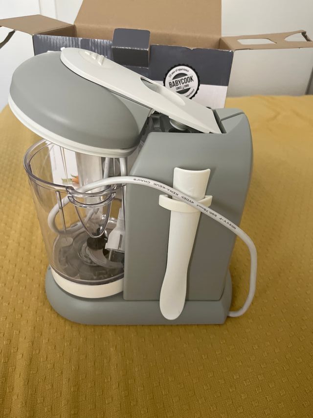 Robot cocina Beaba Babycook vapor y batidora.