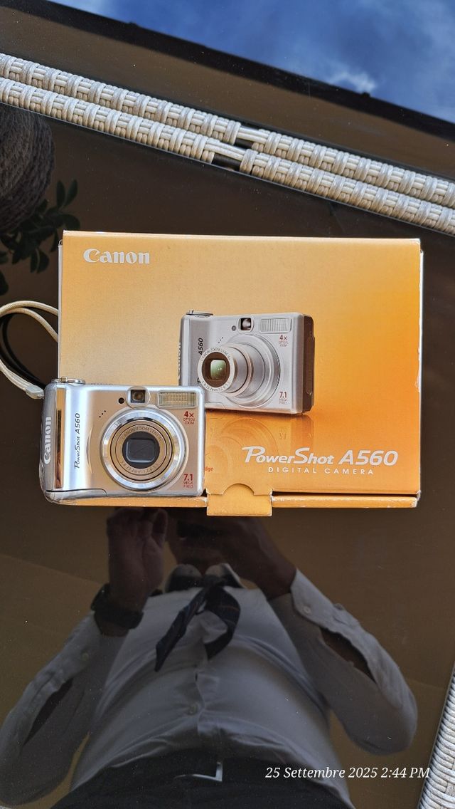 Canon PowerShot A560 Fotocamera Digitale
