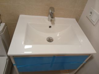 Conjunto mueble lavabo ,espejo y grifo 