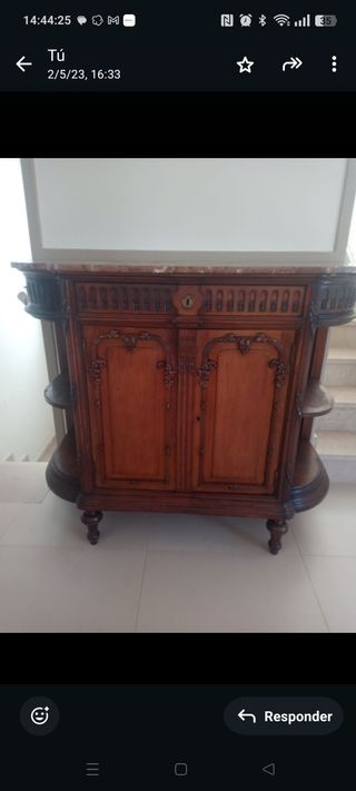 Aparador Caoba y Mármol antigüedad 3 Siglos .