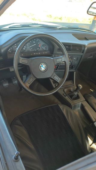 BMW e30 316i 1988