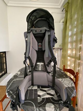 Mochila portabebés Deuter