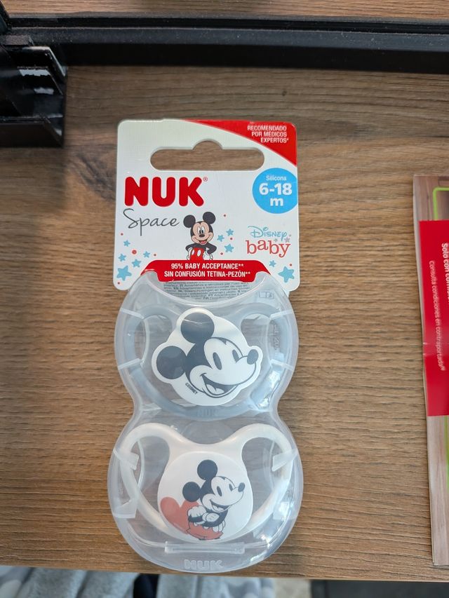 Chupetes NUK Disney baby Mickey 6-18m
