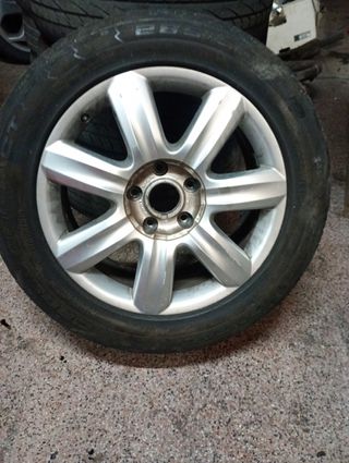 Llantas 19 Audi Q7  265/50 R19