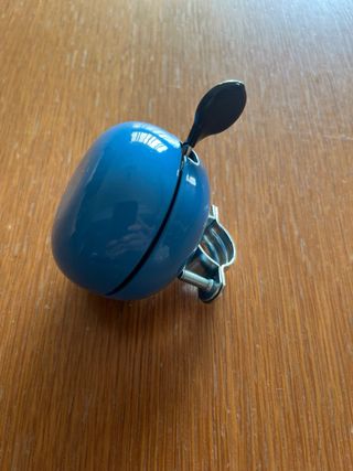 Timbre de bicicleta azul