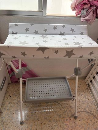 Cambiador bebé con bañera