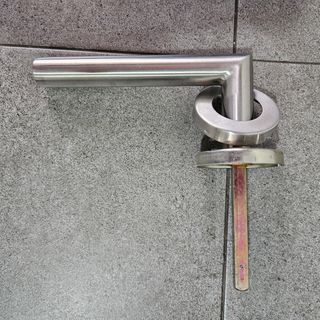 Manetas de puerta de acero inoxidable