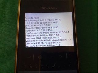 BlackBerry 8520 (EDGE Wi-Fi)