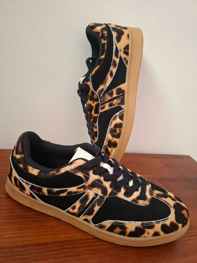 Zapatillas de piel Pull&Bear estampado leopardo
