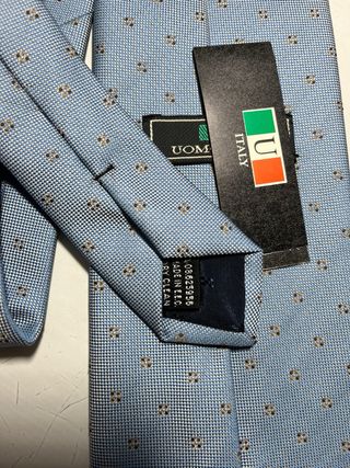 Corbata vintage hecha a mano azul cielo