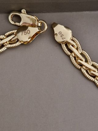Cadena oro de eslabones dorados