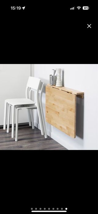 Mesa plegable y 2 taburetes madera