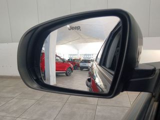 Jeep Compass Limited FWD