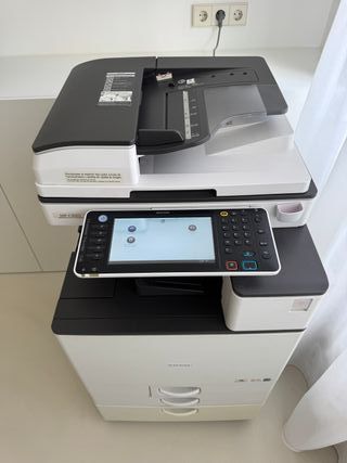 Ricoh MP C3503 Copiadora, Impresora y Escáner