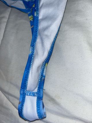 Traje de baño bikini azul y dorado+ salida de baño