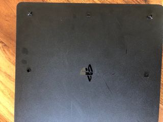 Consola PS4 Slim 1TB Negra