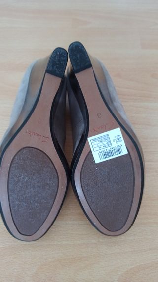 Zapatos Clarks cuña gris  sin estrenar