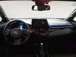Toyota C-HR Hybrid Dynamic Plus