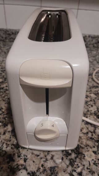Tostadora blanca