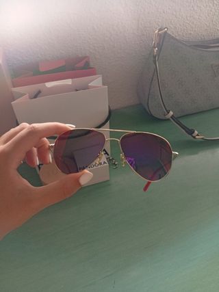 Gafas de Sol Polaroid Doradas y Rosas