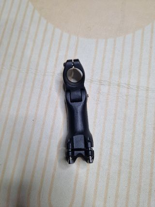 Potencia de bicicleta negra