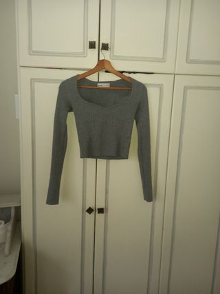 Jersey Bershka Gris Talla s