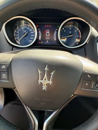 Masserati Ghibli 2015