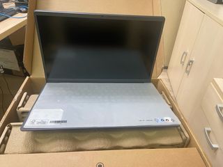 Dell Inspiron 15 i7-1355 15.6 in nero