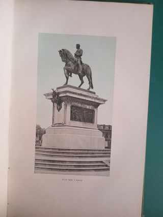 Libro antiguo Las estatuas de Barcelona.